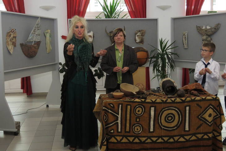 KATALIN BERECZKI-KOSSACK SZOBR�SZM�V�SZ KI�LL�T�SA 2025